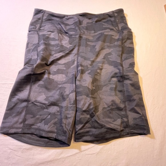 Danskin Womens 2-Pack Side Pockets High Waist Bike Shorts Black/Camo, Large NWT - Picture 5 of 9